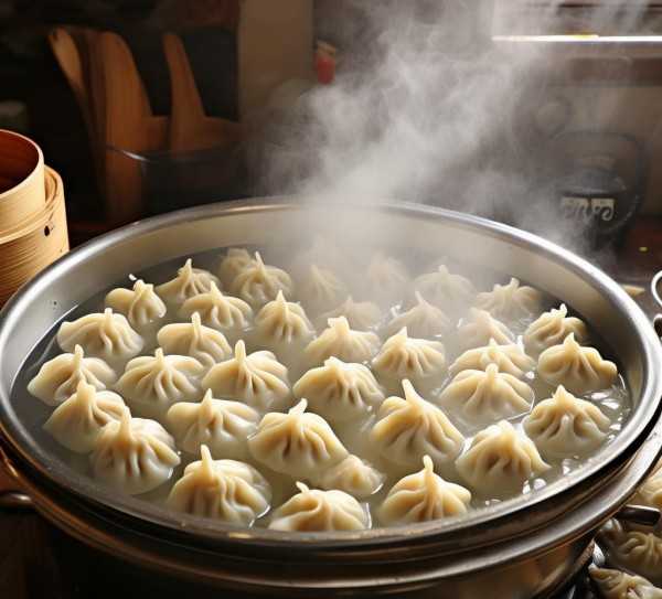 馄饨烹饪时间揭秘，煮多久才能恰到好处？